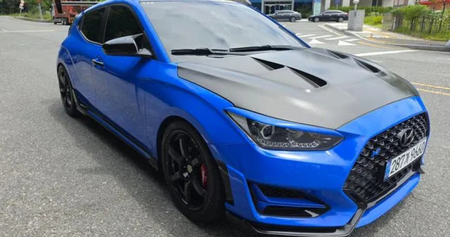 Hyundai Veloster 
