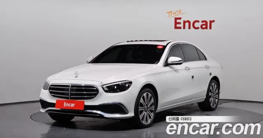 Mercedes-Benz E-Class 