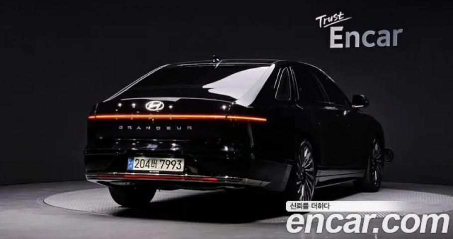 Hyundai Grandeur 