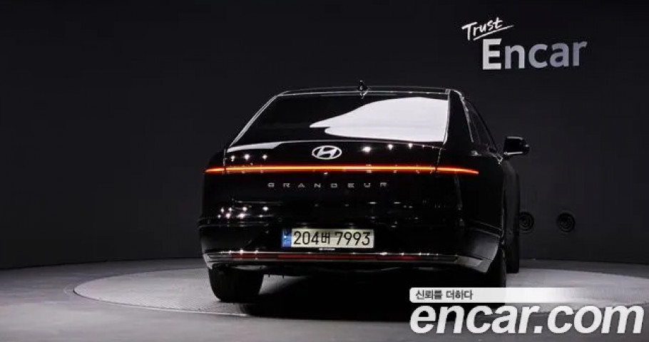 Hyundai Grandeur 
