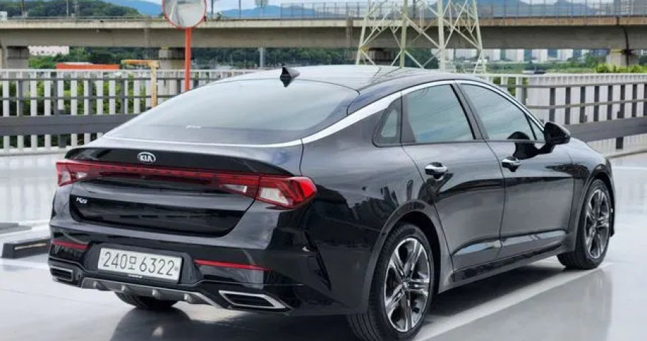 Kia K5 