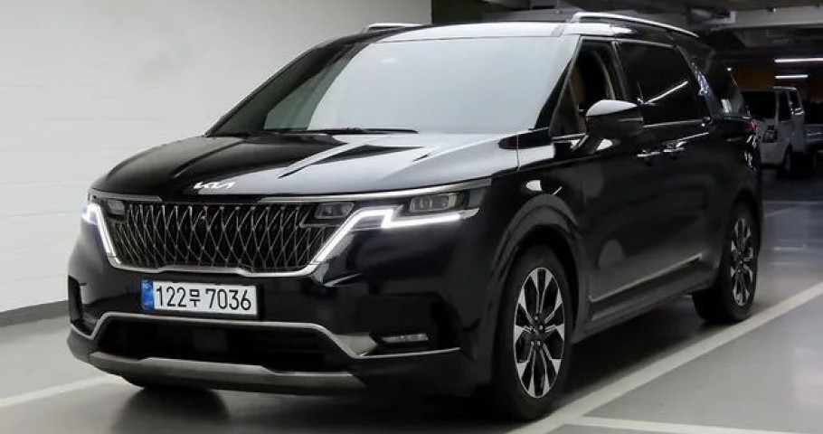 Kia Carnival 