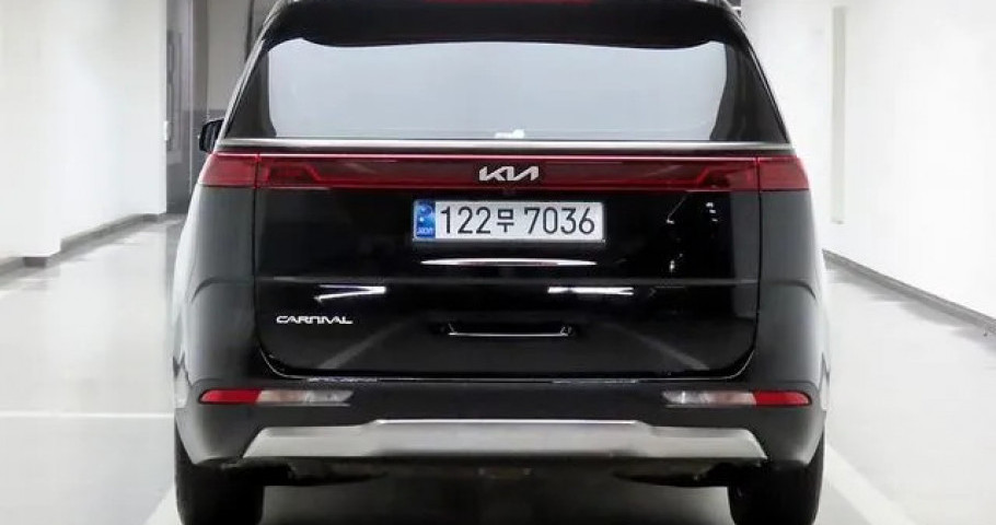 Kia Carnival 
