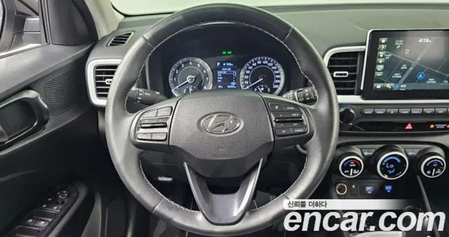 Hyundai Venue 