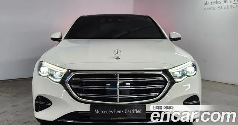 Mercedes-Benz E-Class 