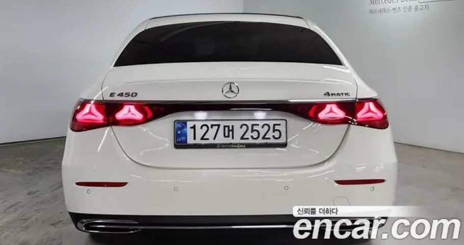 Mercedes-Benz E-Class 
