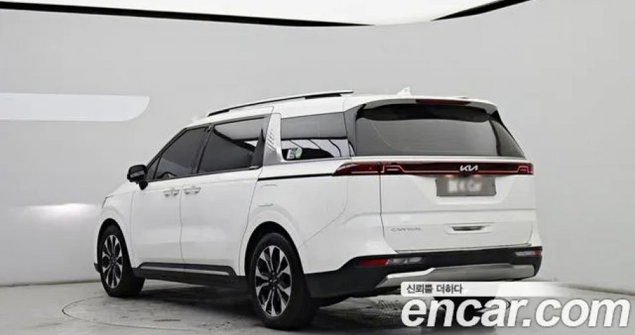 Kia Carnival 