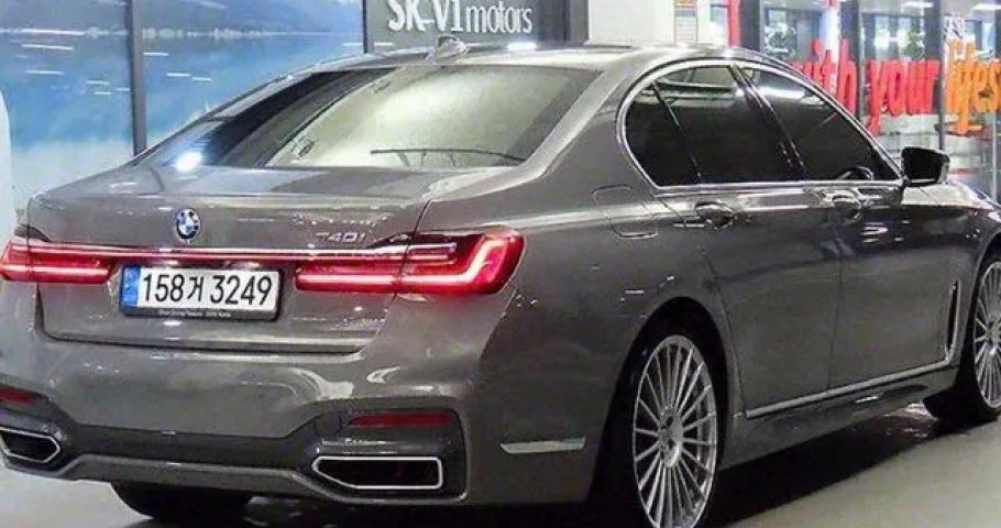 Bmw 7-Series 