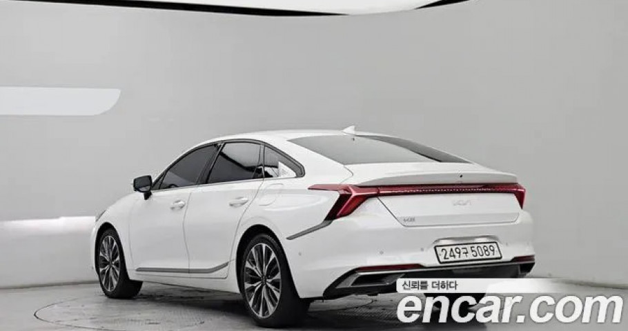 Kia K8 