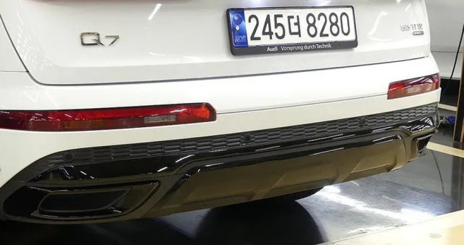 Audi Q7 