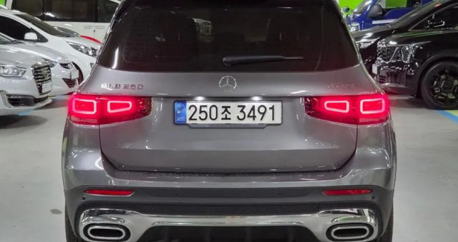 Mercedes-Benz Glb-Class 