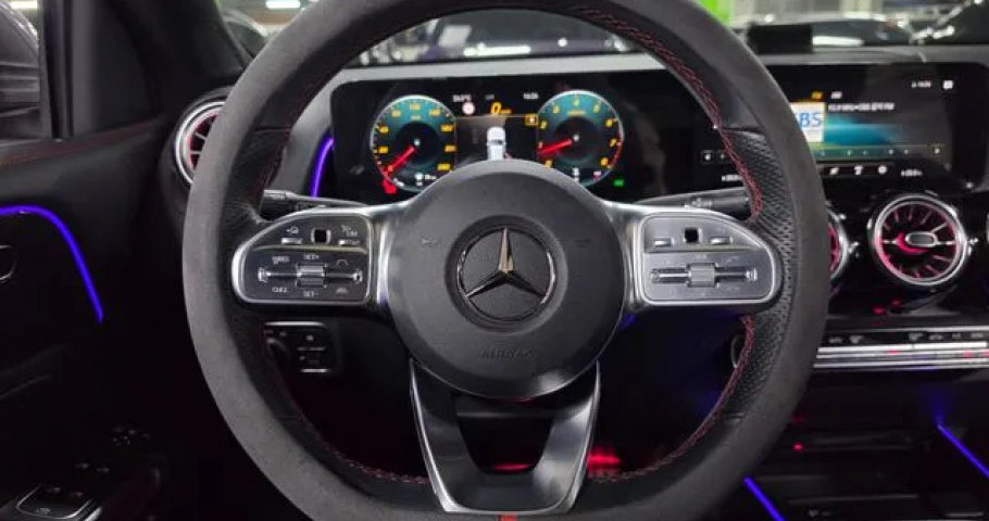 Mercedes-Benz Glb-Class 
