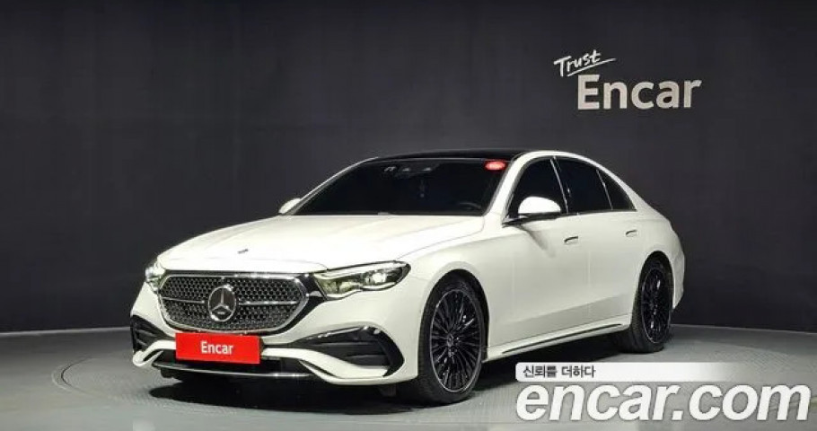 Mercedes-Benz E-Class 