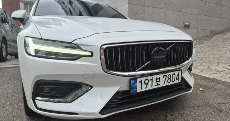 Volvo S60 