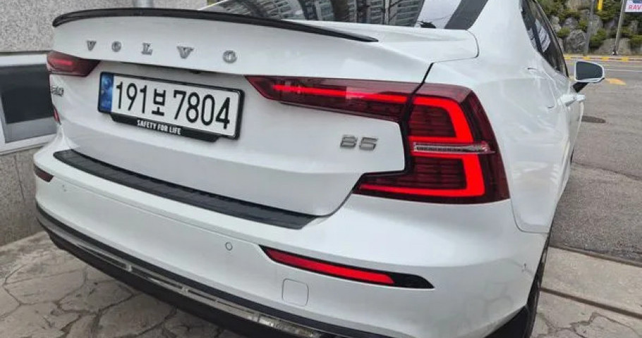 Volvo S60 