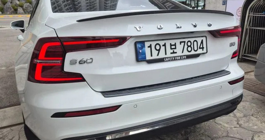 Volvo S60 