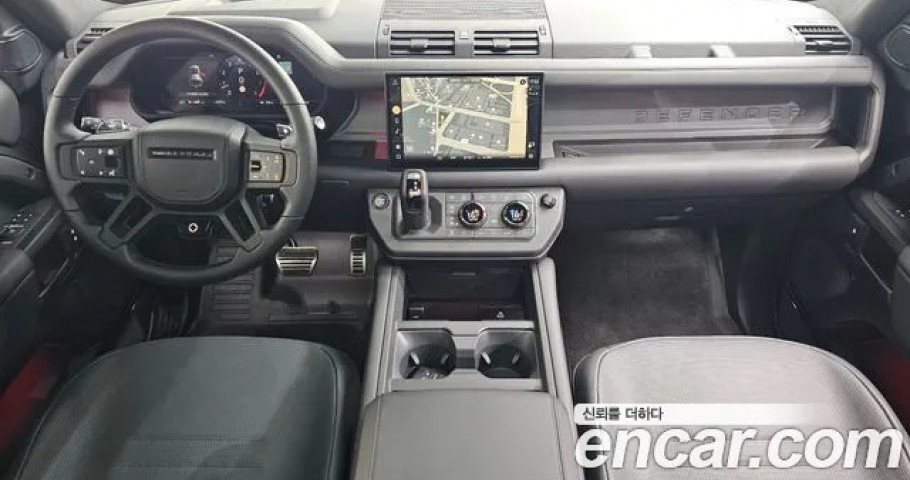 Land Rover Defender 