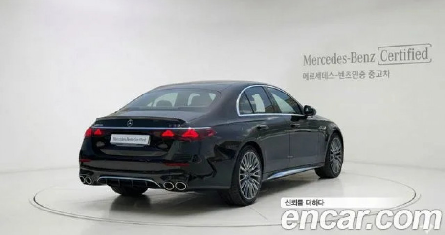 Mercedes-Benz E-Class 