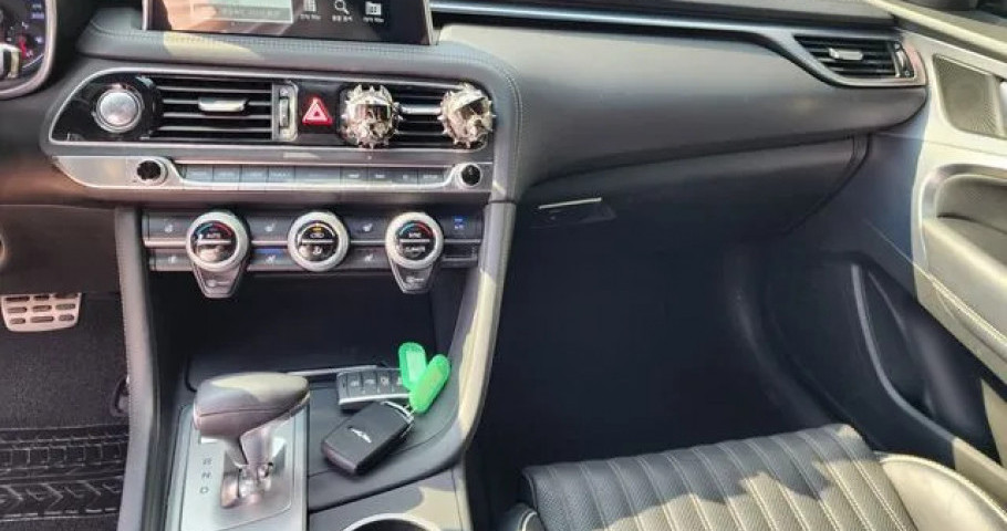 Genesis G70 