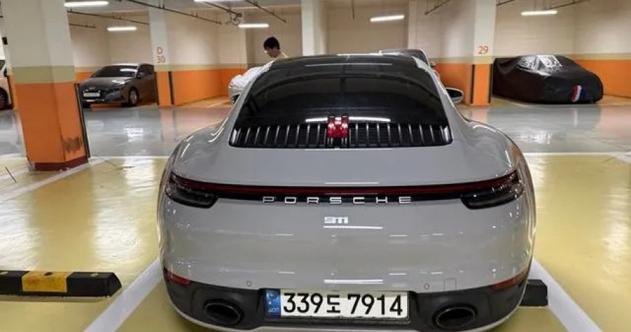 Porsche 911 