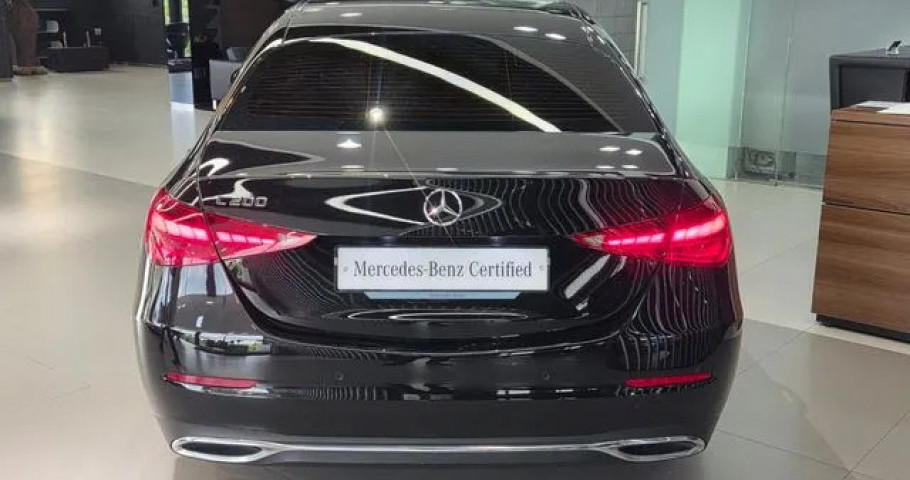 Mercedes-Benz C-Class 