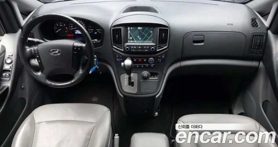 Hyundai Starex 