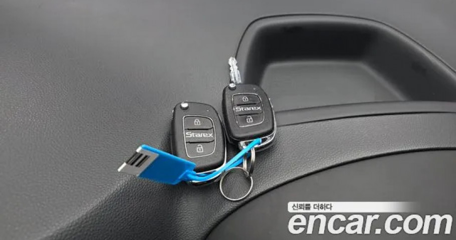 Hyundai Starex 