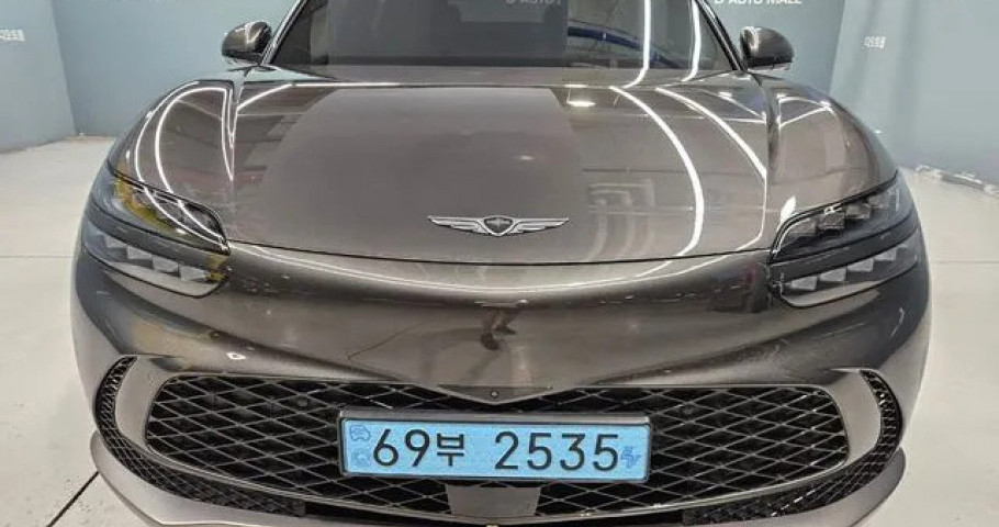 Genesis Gv60 