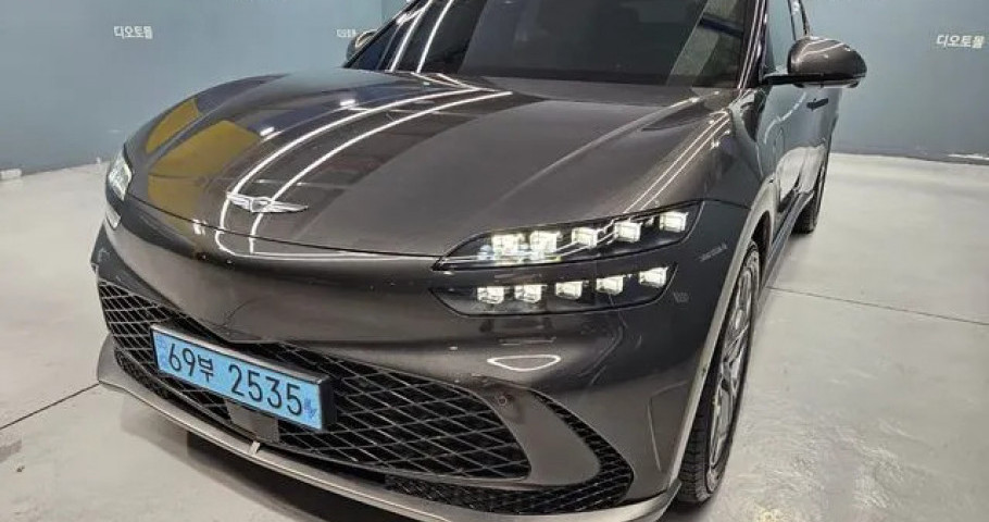 Genesis Gv60 