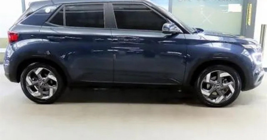 Hyundai Venue 
