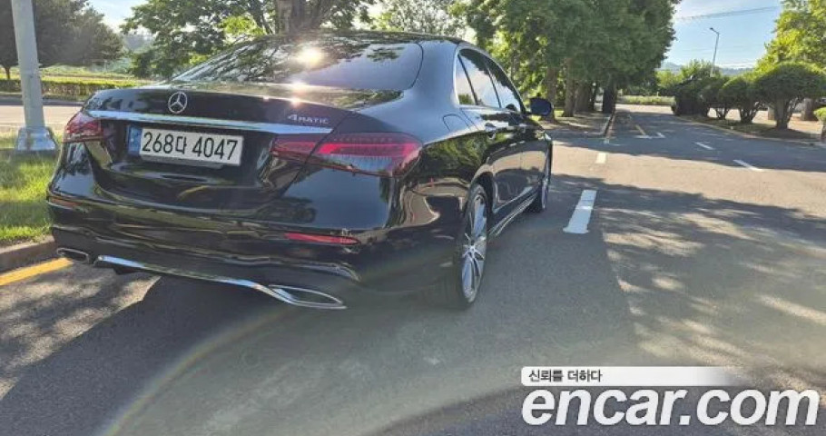Mercedes-Benz E-Class 