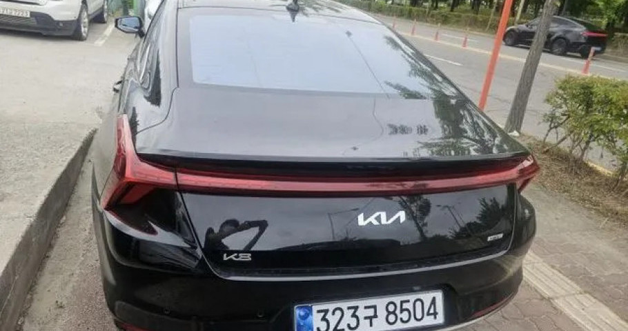 Kia K8 