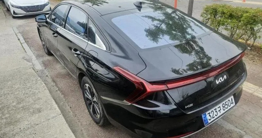 Kia K8 