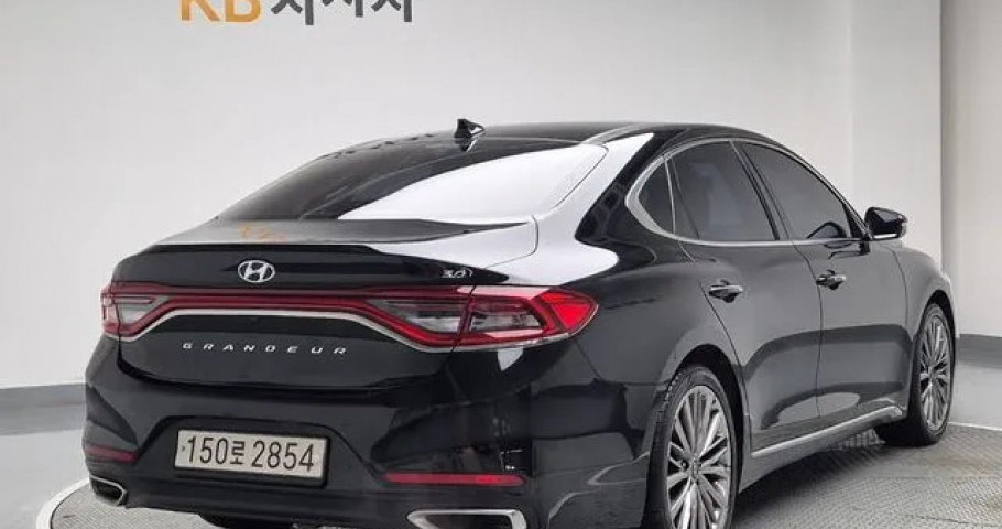 Hyundai Grandeur 