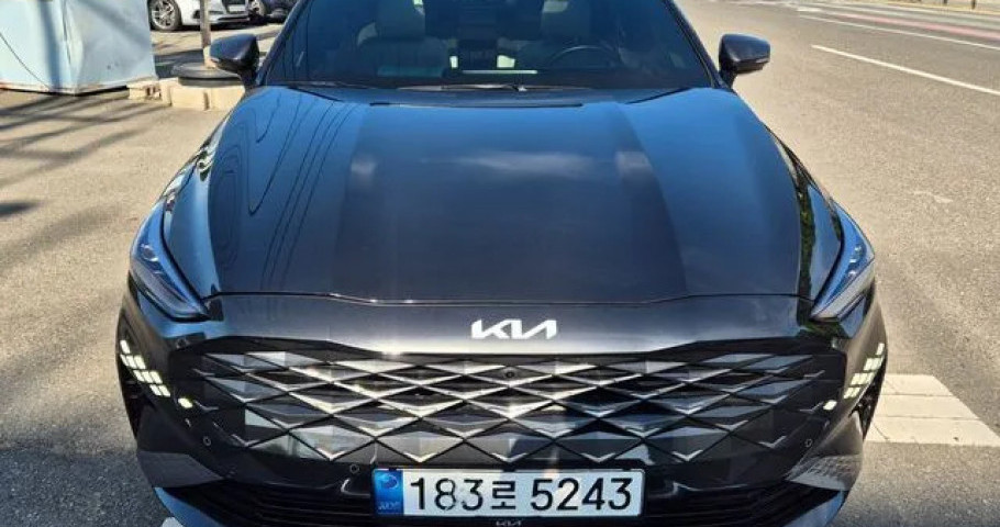 Kia K8 