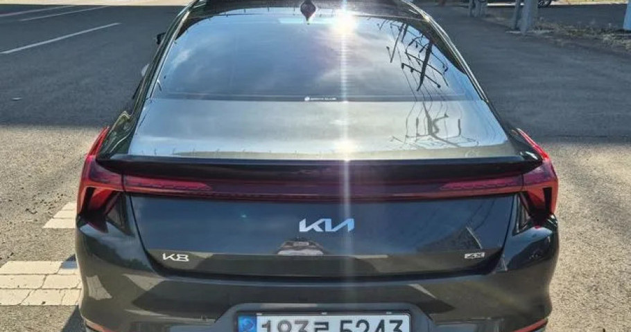 Kia K8 