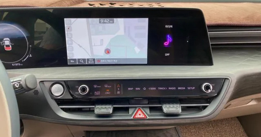 Kia K8 