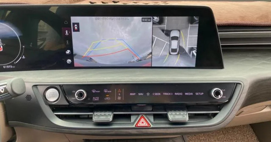 Kia K8 