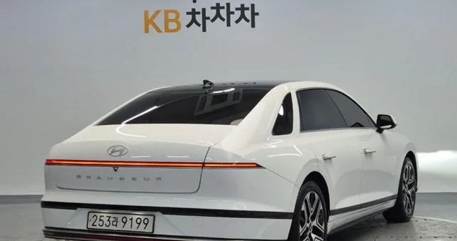 Hyundai Grandeur 