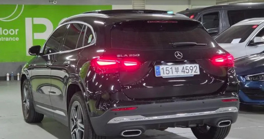 Mercedes-Benz Gla-Class 