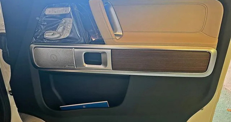 Mercedes-Benz G-Class 