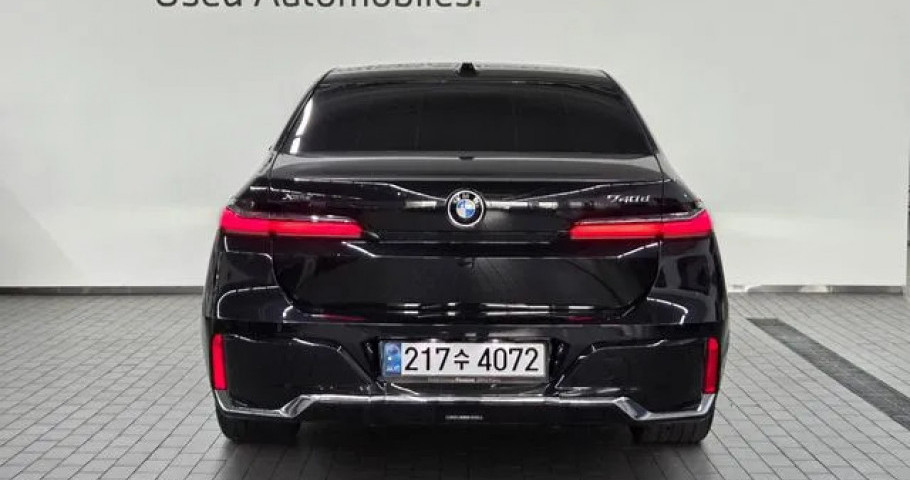 Bmw 7-Series 