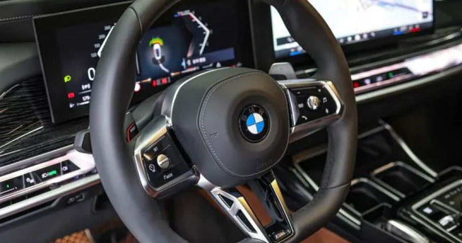 Bmw 7-Series 