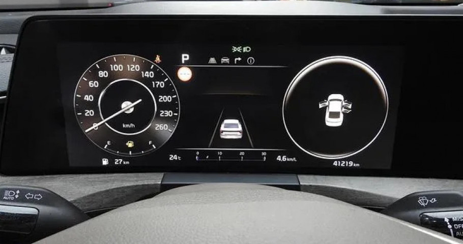 Kia K8 