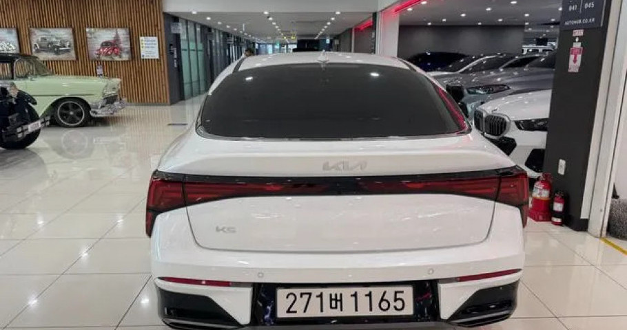 Kia K5 