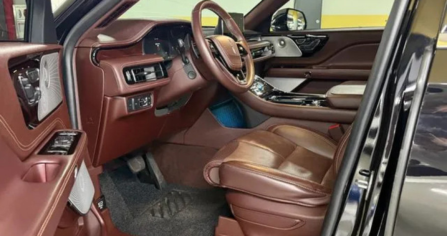 Lincoln Aviator 