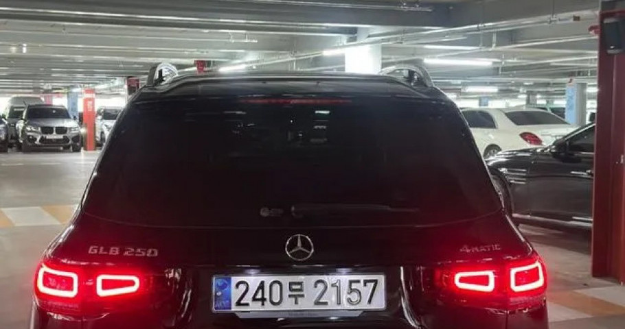 Mercedes-Benz Glb-Class 
