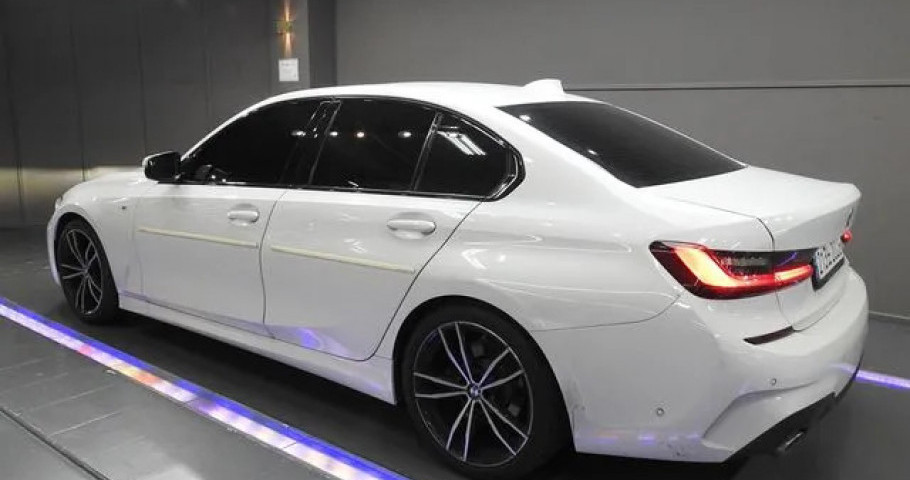 Bmw 3-Series 