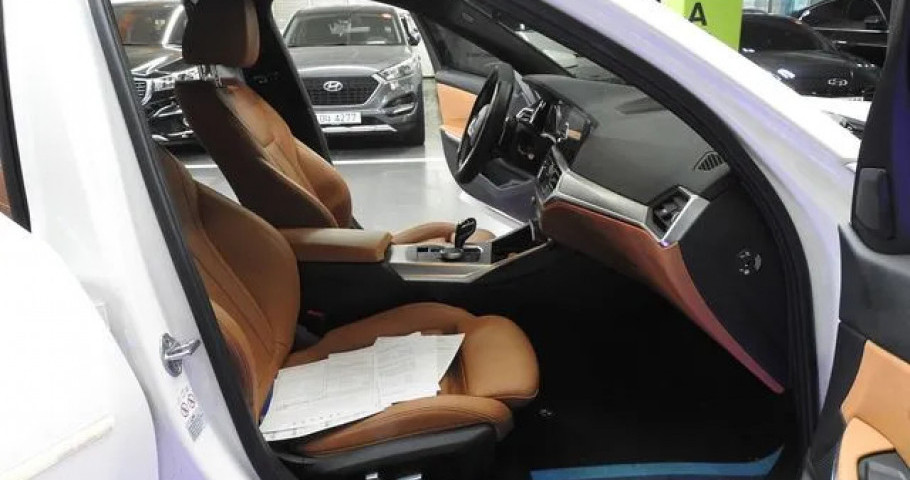 Bmw 3-Series 