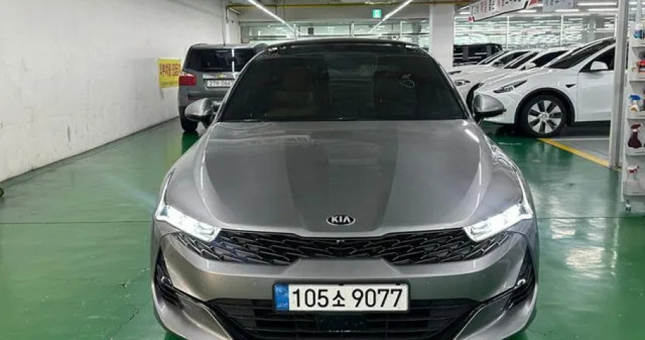 Kia K5 